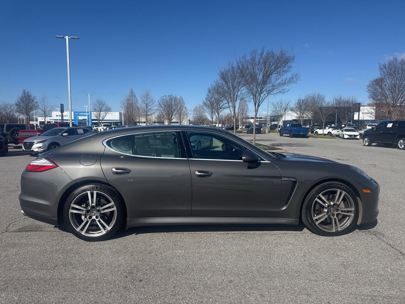 Used 2013 Porsche Panamera 4S image 5