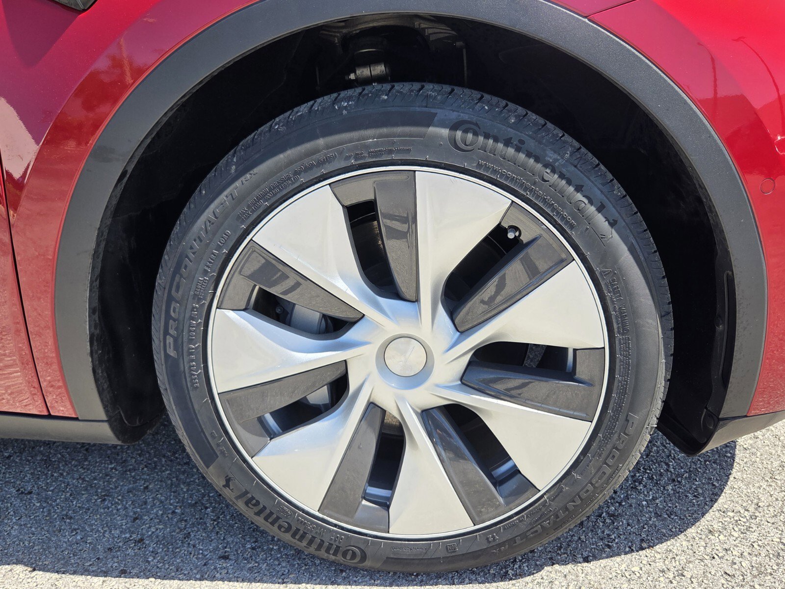 Used 2021 Tesla Model Y Long Range image 9