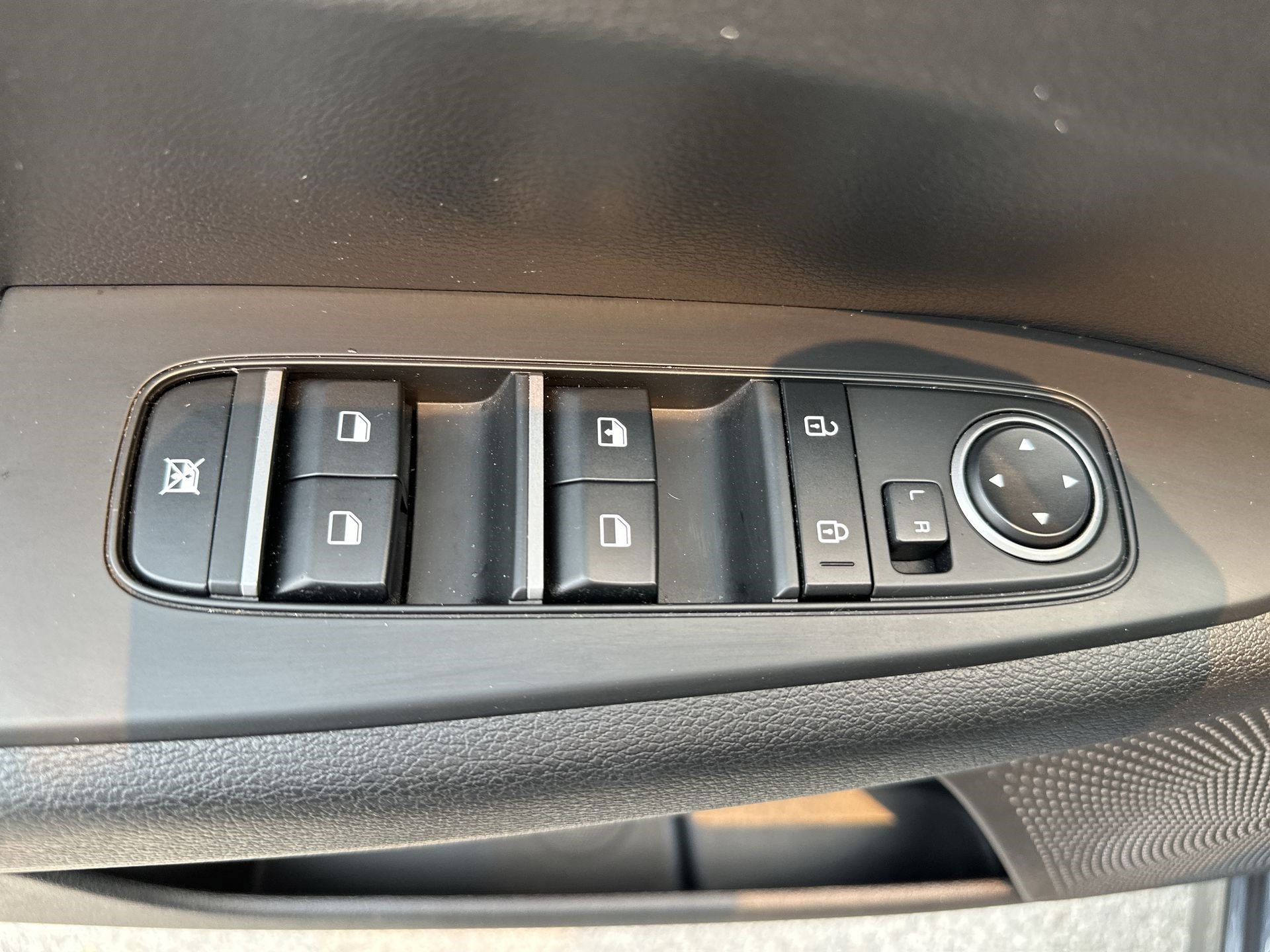 Certified 2023 Kia Forte LXS w/ LXS Technology Package FWD image 15