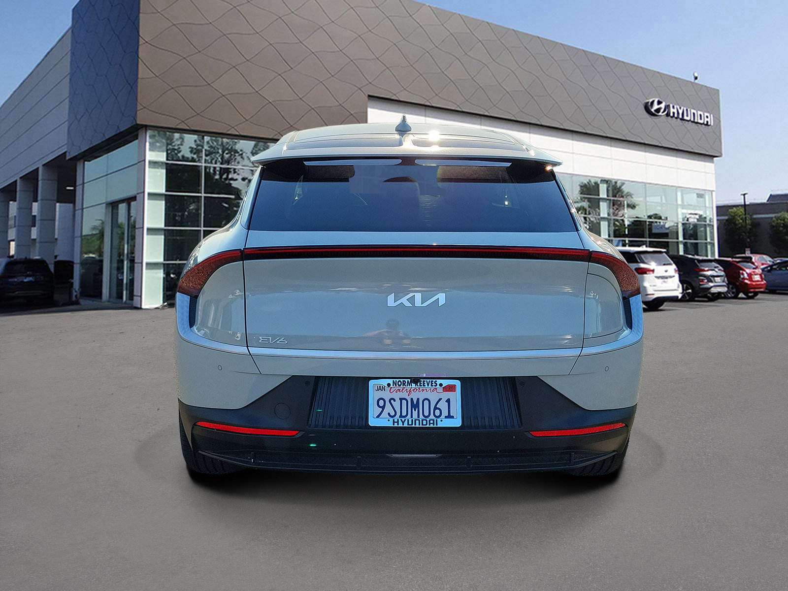 Used 2024 Kia EV6 Light RWD image 4