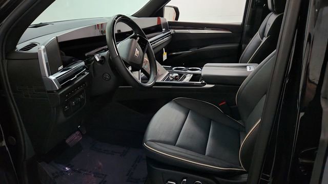 Certified 2026 Cadillac Escalade ESV Sport w/ LPO, ONYX Package image 12
