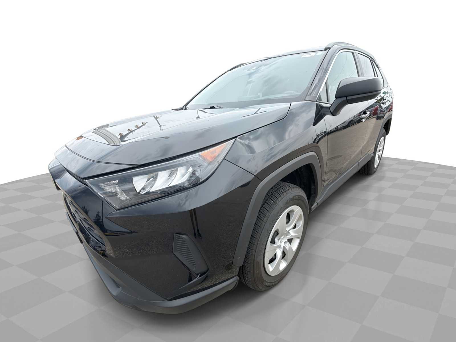 Used 2020 Toyota RAV4 LE w/ Carpet Mat Package FWD image 1