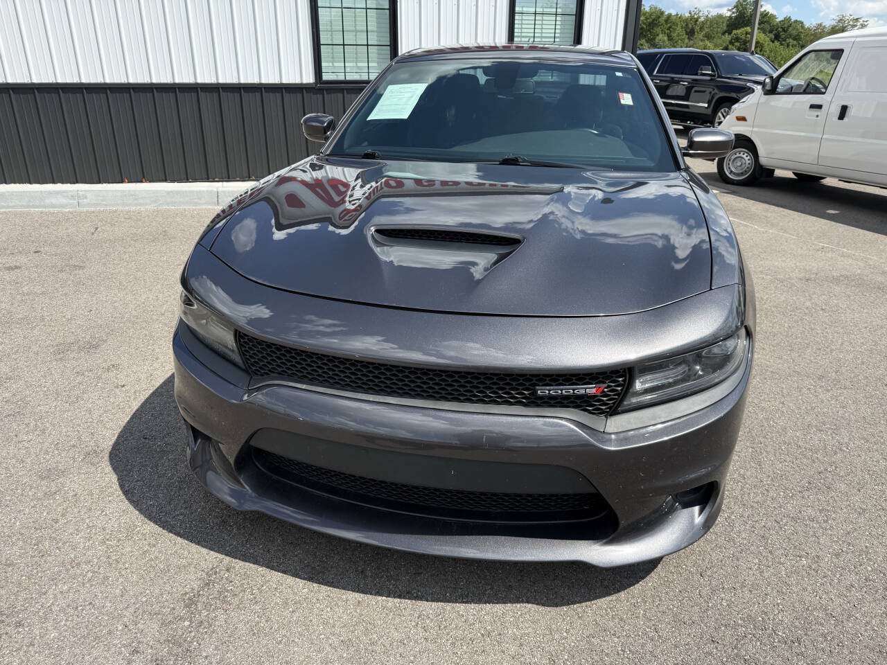 Used 2019 Dodge Charger GT RWD image 2