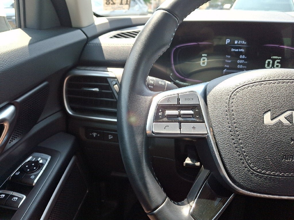 Used 2024 Kia Telluride EX FWD image 22