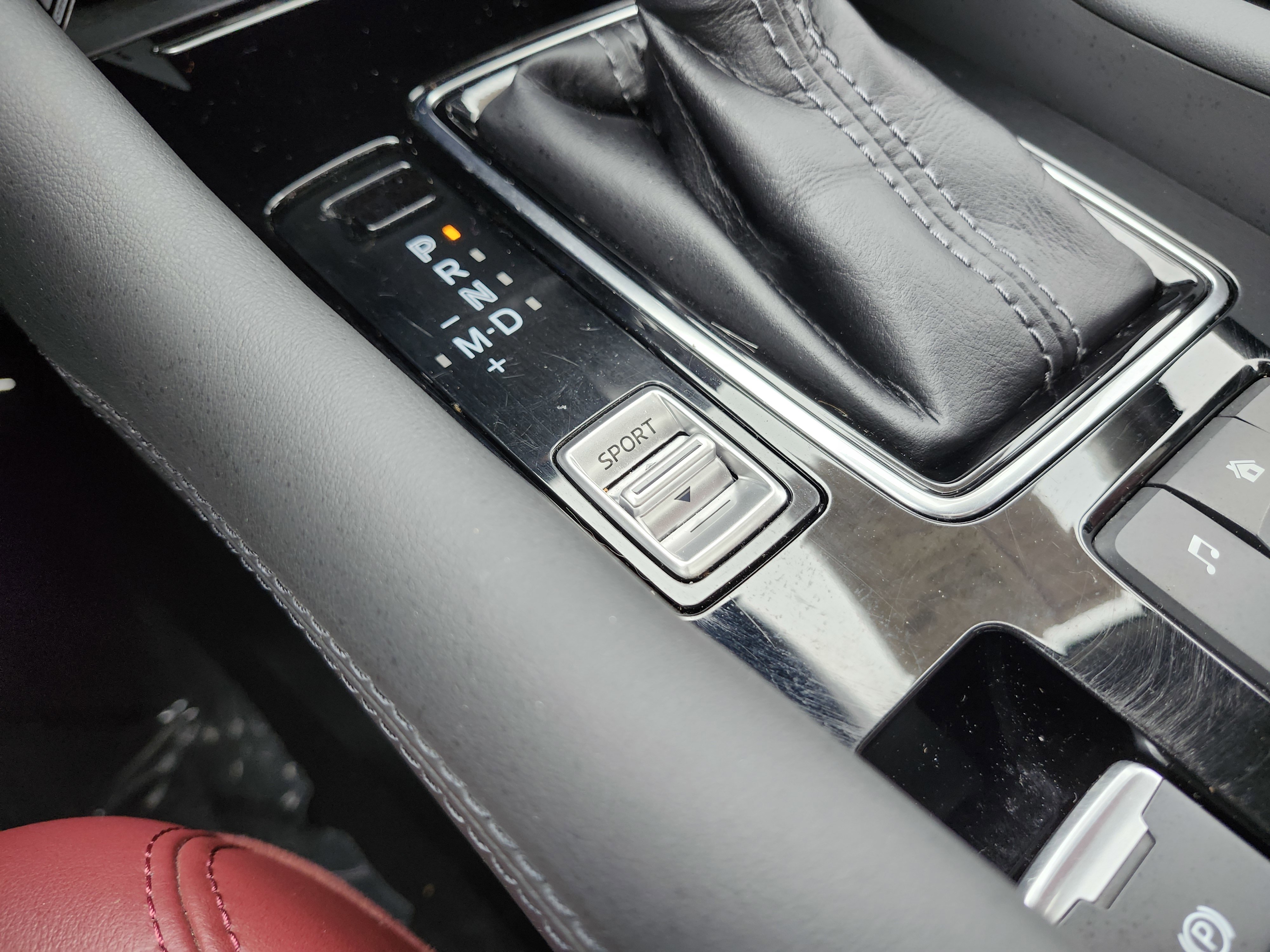 Used 2021 MAZDA MAZDA6 Carbon Edition FWD image 10