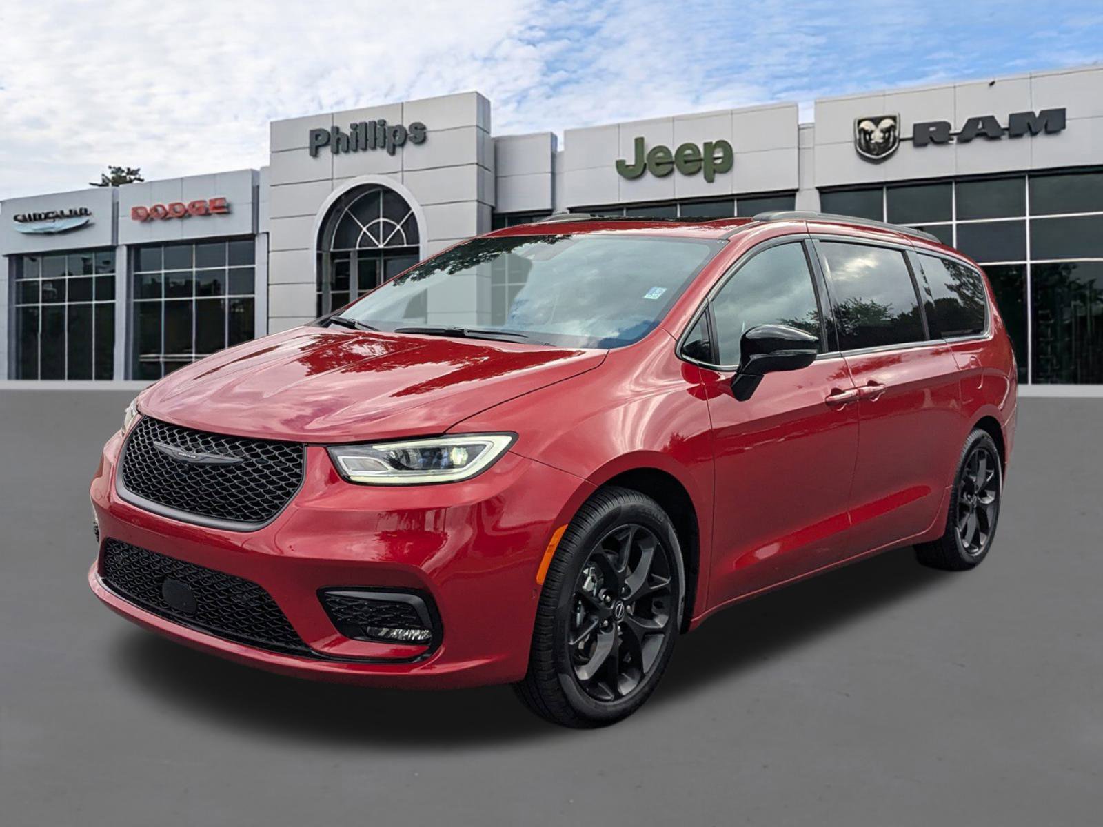 New 2026 Chrysler Pacifica Limited w/ S Appearance Package image 7