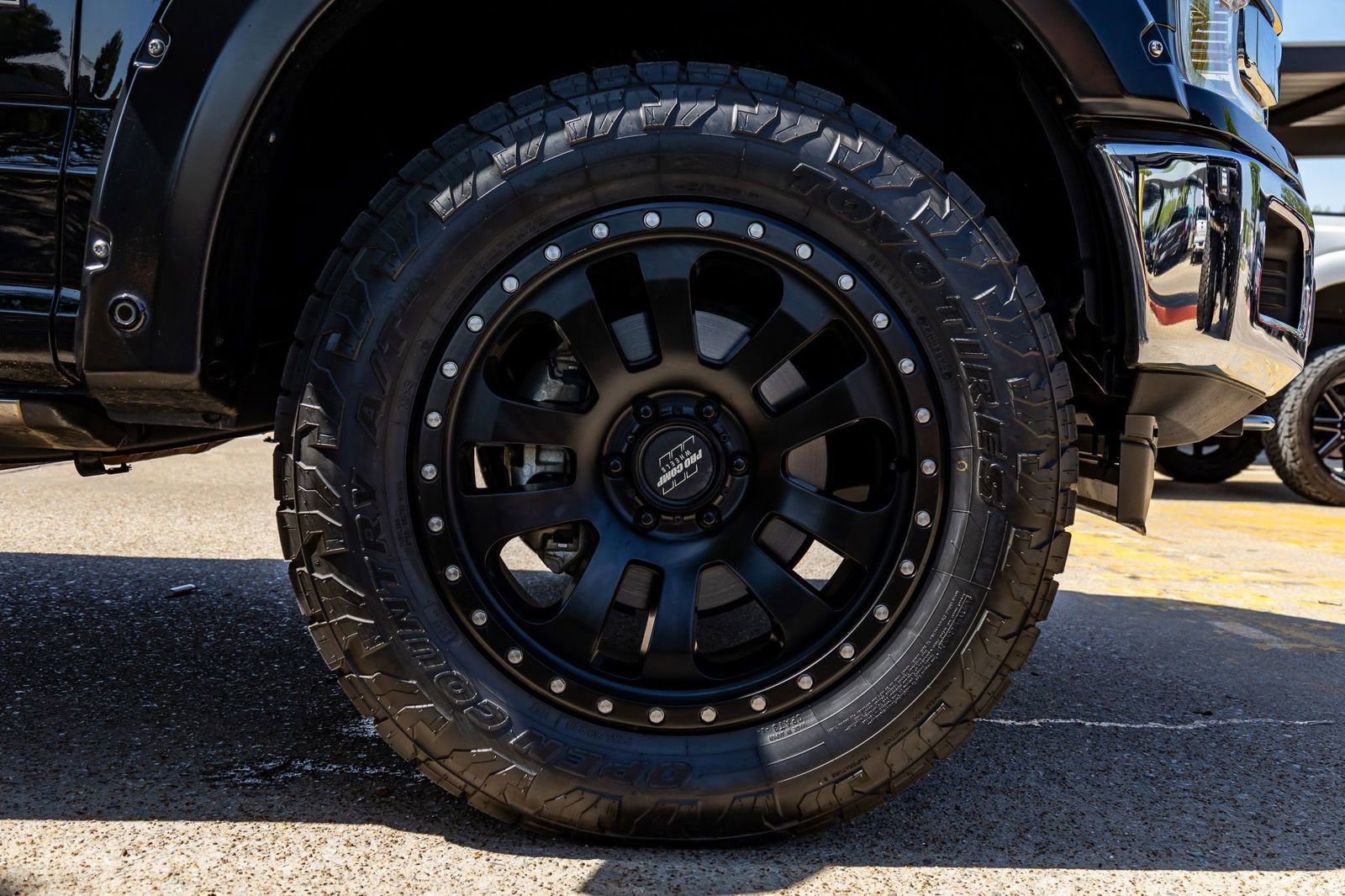 Used 2020 Ford F150 King Ranch w/ Equipment Group 601A Luxury AWD/4WD image 11