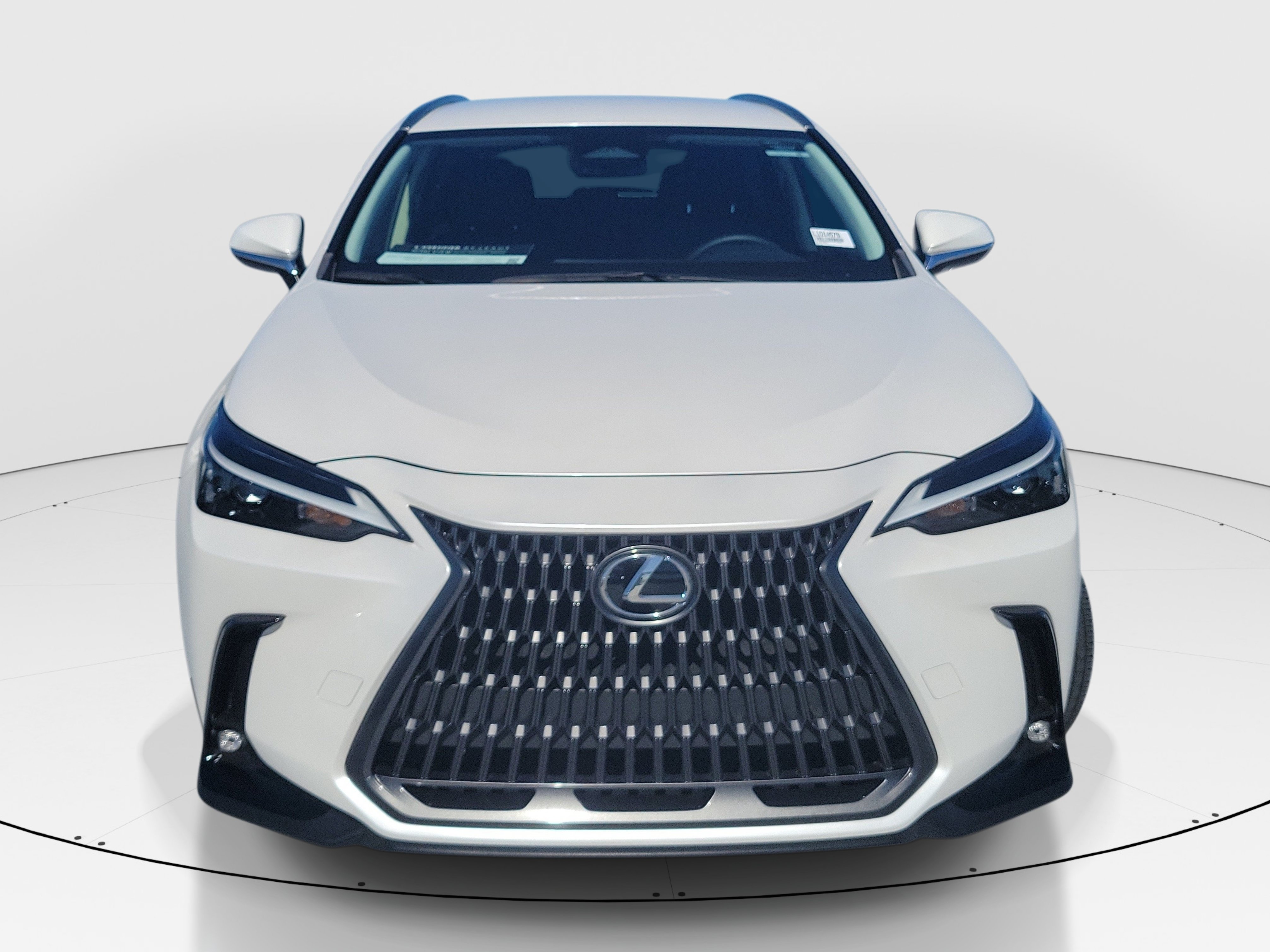 Used 2024 Lexus NX 250 FWD w/ Towing Package (2000 Lbs) image 2