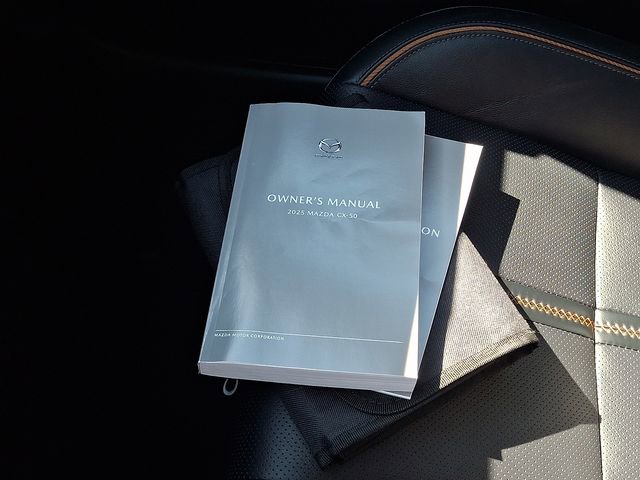 Used 2025 MAZDA CX-50 AWD 2.5 Turbo w/ Premium Pkg image 27