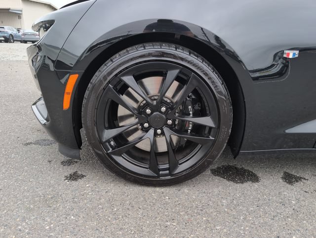 Used 2023 Chevrolet Camaro SS RWD image 32