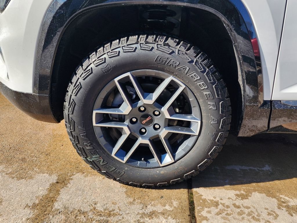 New 2026 GMC Terrain AT4 w/ Convenience Package III AWD/4WD image 56