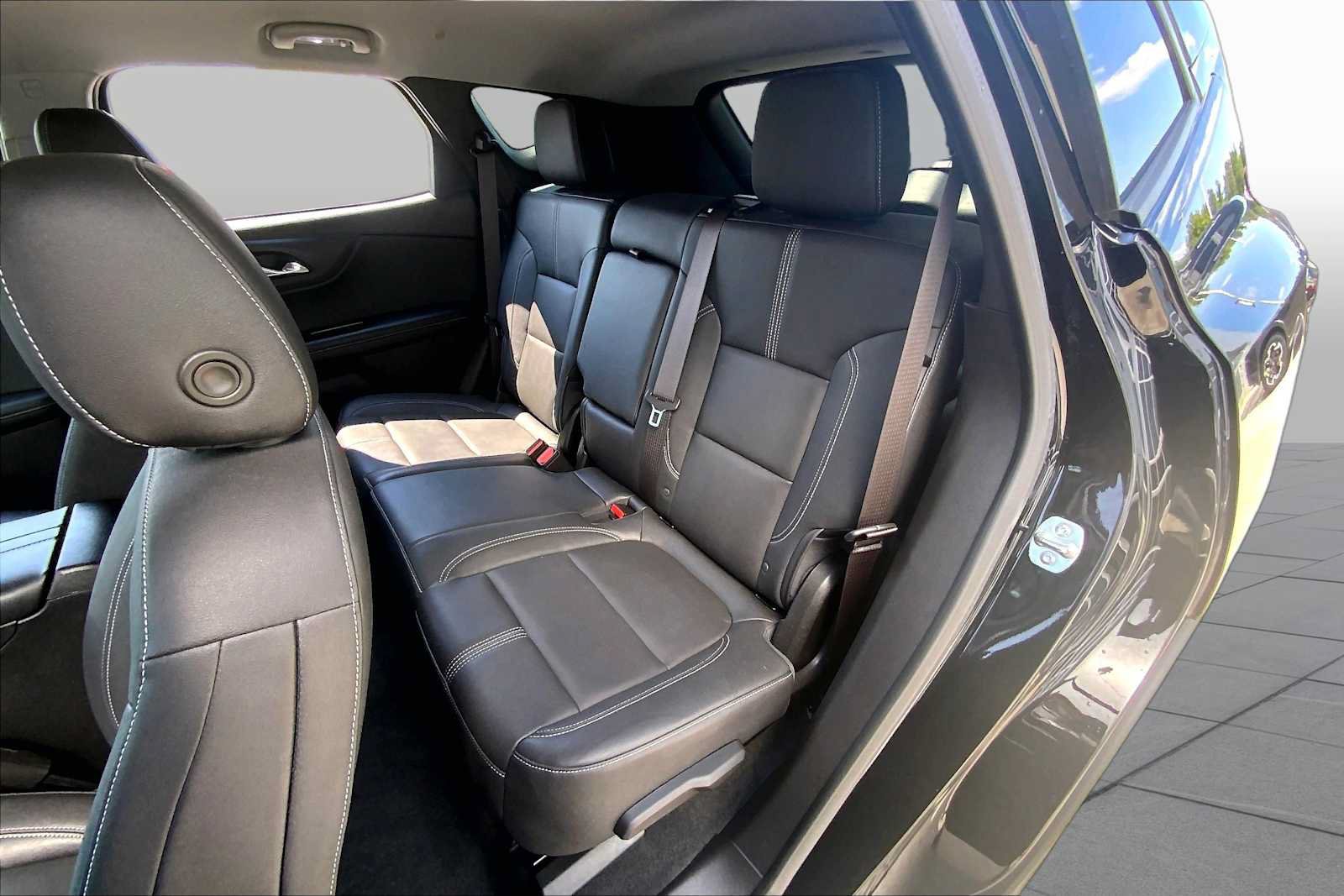 Used 2024 Chevrolet Blazer LT w/ Sound & Technology Package AWD/4WD image 20