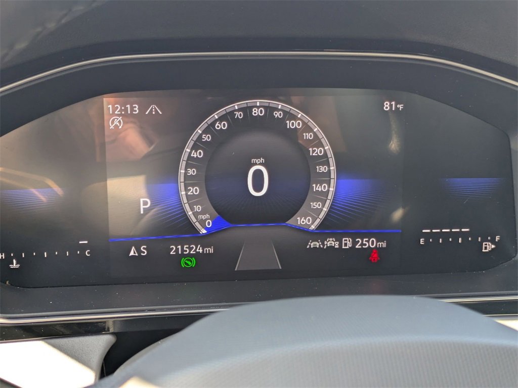 Used 2025 Volkswagen Jetta SE image 19