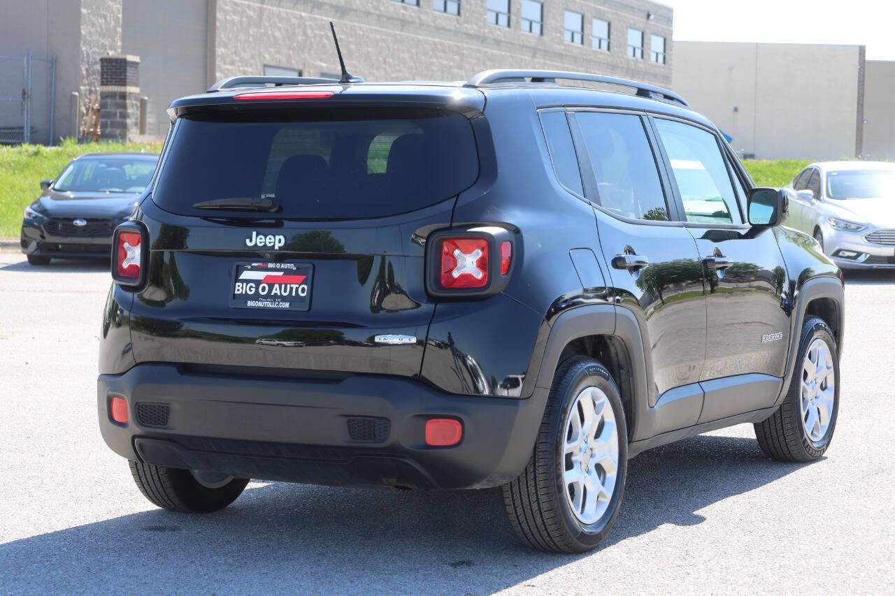 Used 2017 Jeep Renegade Latitude image 9