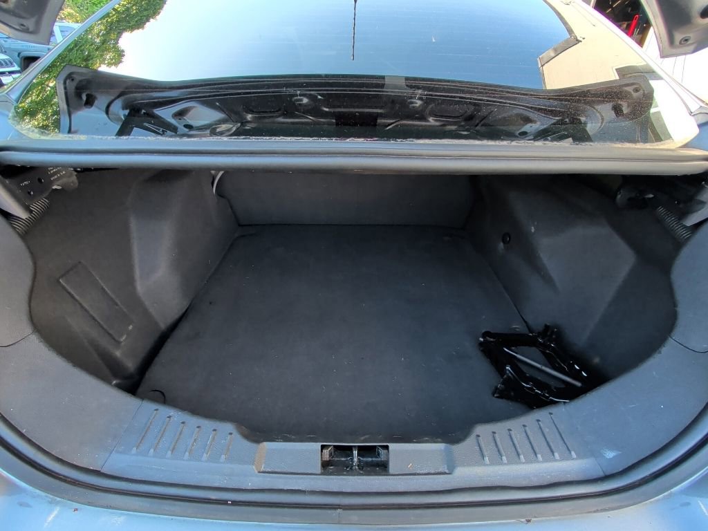 Used 2012 Ford Focus SE FWD image 13