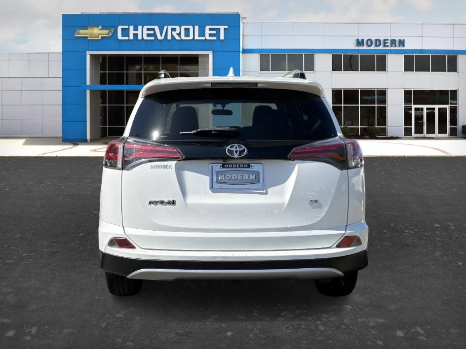 Used 2016 Toyota RAV4 SE FWD image 3