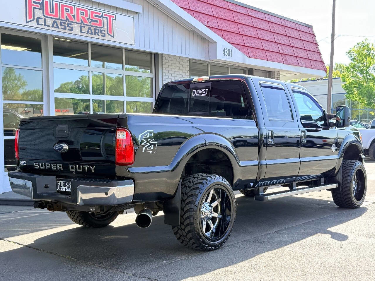 Used 2016 Ford F350 Lariat w/ Lariat Ultimate Package image 3