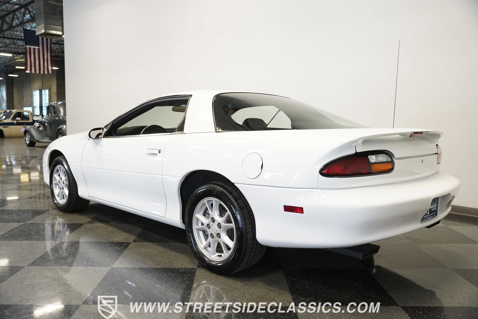 Used 2001 Chevrolet Camaro Z28 w/ Preferred Equipment Group image 11