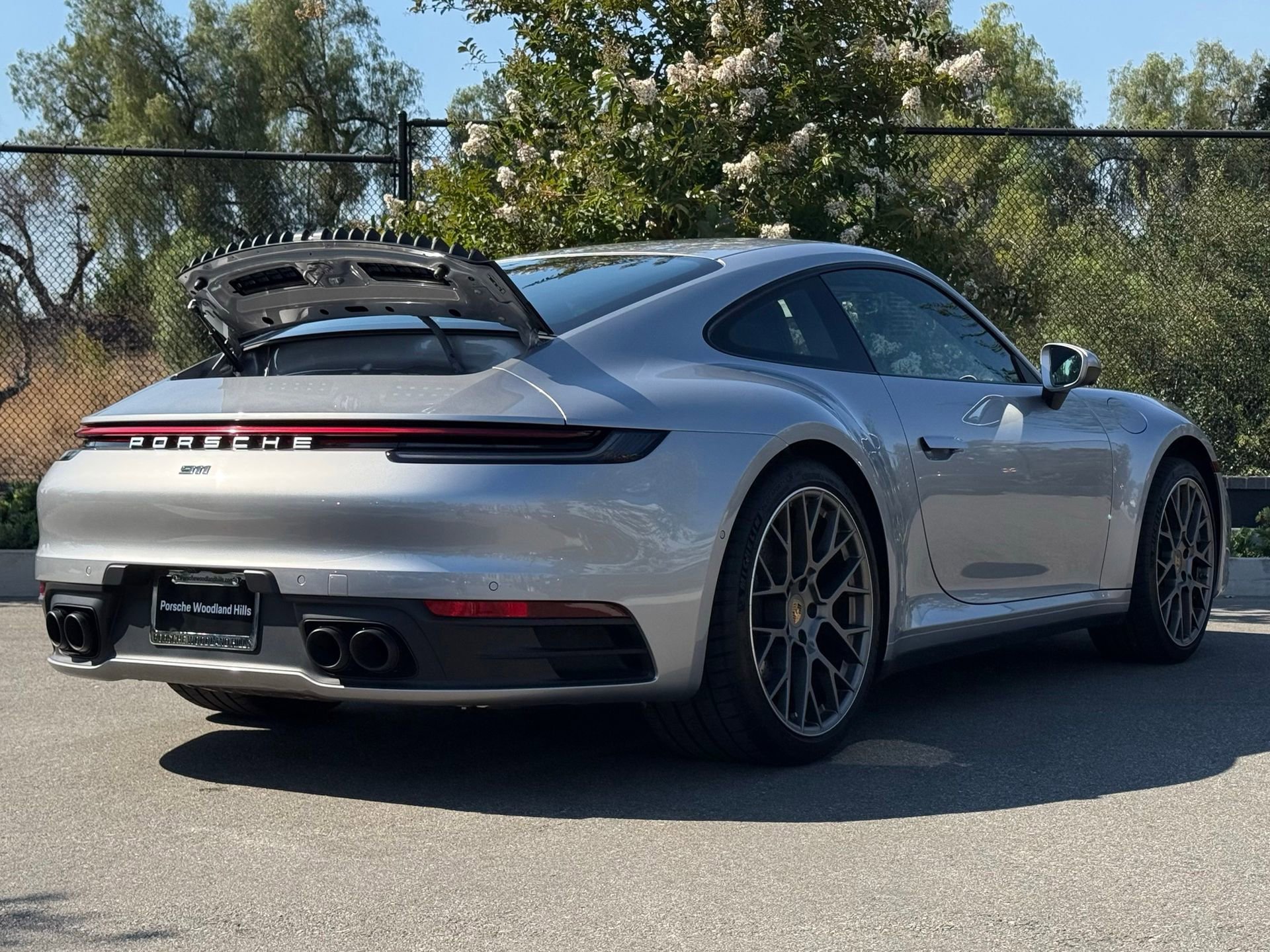 Used 2024 Porsche 911 Carrera RWD image 32
