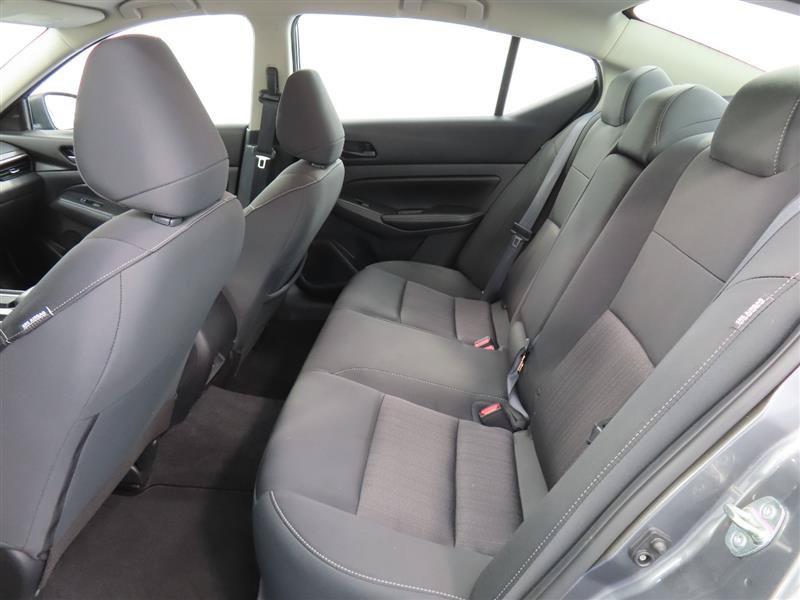 Used 2024 Nissan Altima 2.5 SV FWD image 26