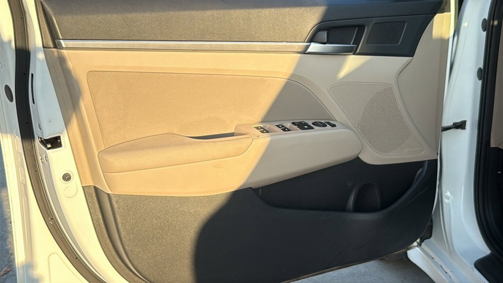 Used 2020 Hyundai Elantra Value Edition image 10