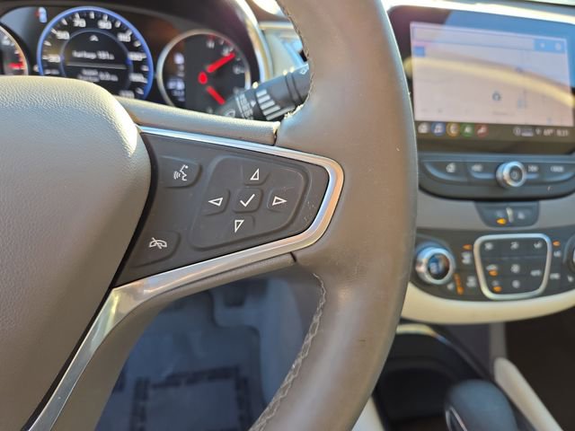 Used 2023 Chevrolet Malibu LT FWD image 23