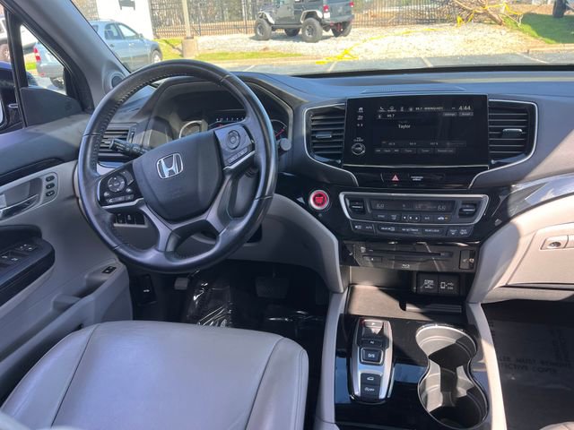 Used 2020 Honda Pilot Touring image 17