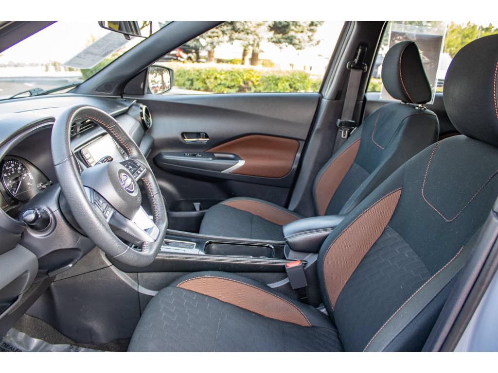 Used 2024 Nissan Kicks SR FWD image 28