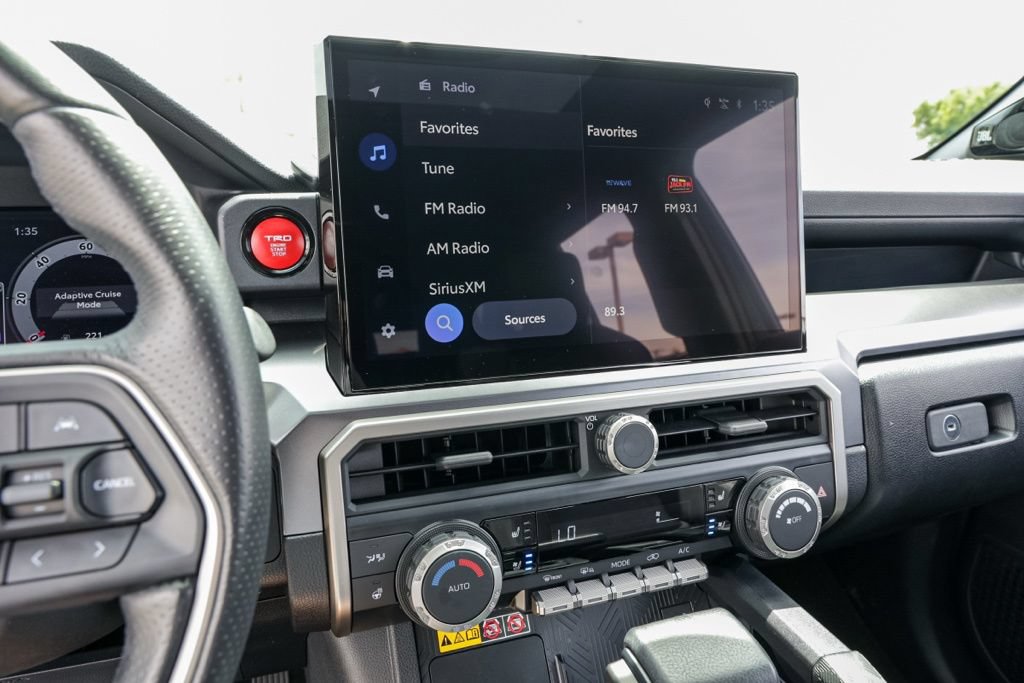 Used 2025 Toyota 4Runner TRD Off-Road Premium w/ Tow Technology Package AWD/4WD image 31