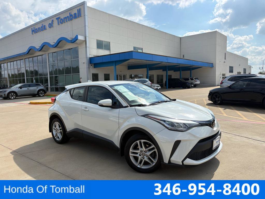 Used 2021 Toyota C-HR LE image 1