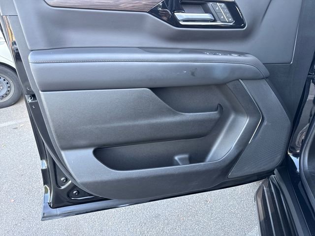 Certified 2025 Chevrolet Tahoe LT AWD/4WD image 10