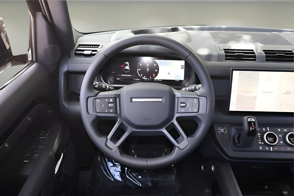 Used 2025 Land Rover Defender 110 S AWD/4WD image 13