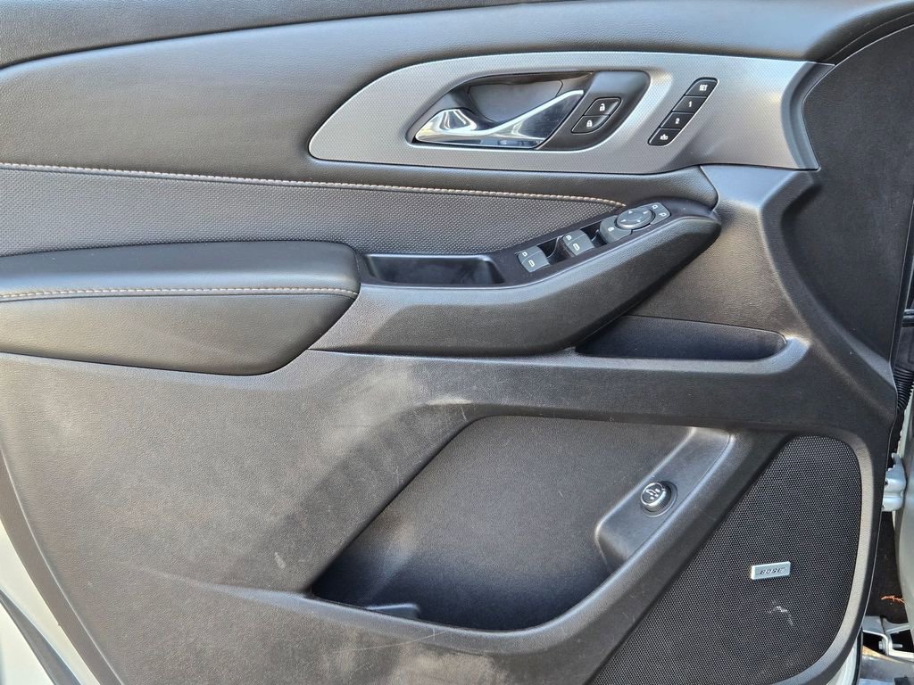 Used 2020 Chevrolet Traverse Premier w/ Redline Edition image 11
