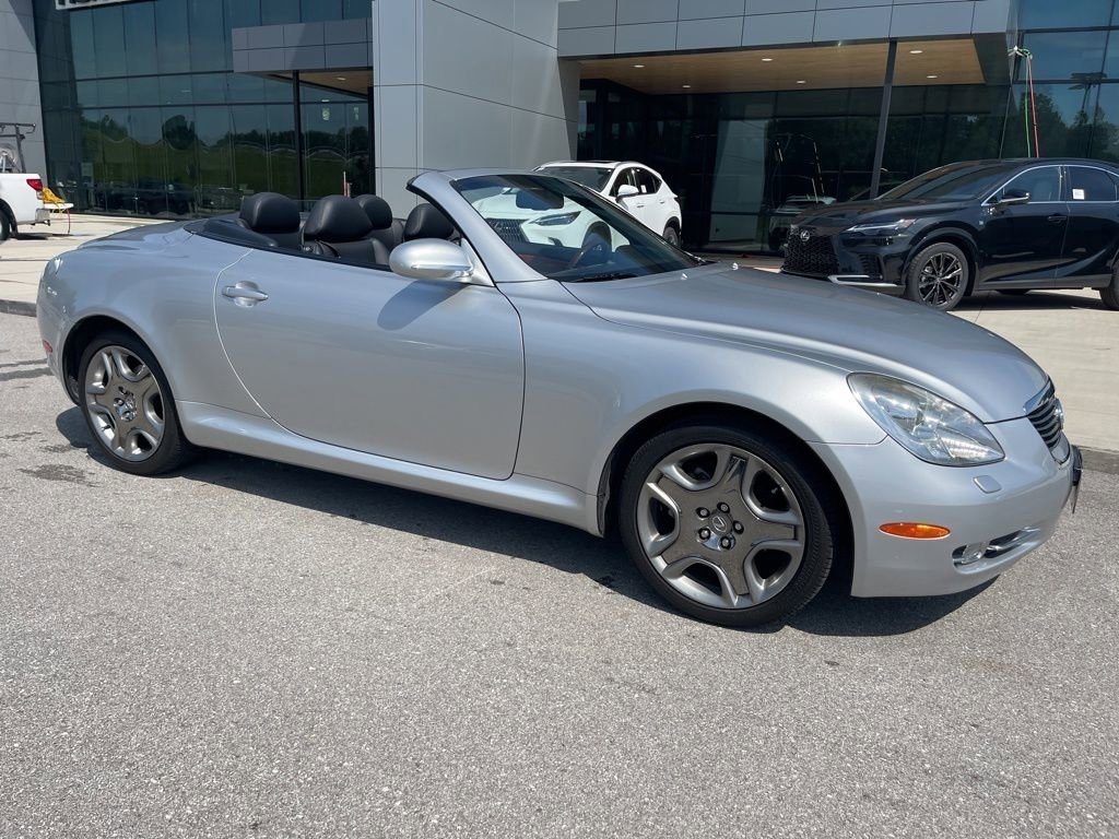 Used 2007 Lexus SC 430 Convertible RWD image 3