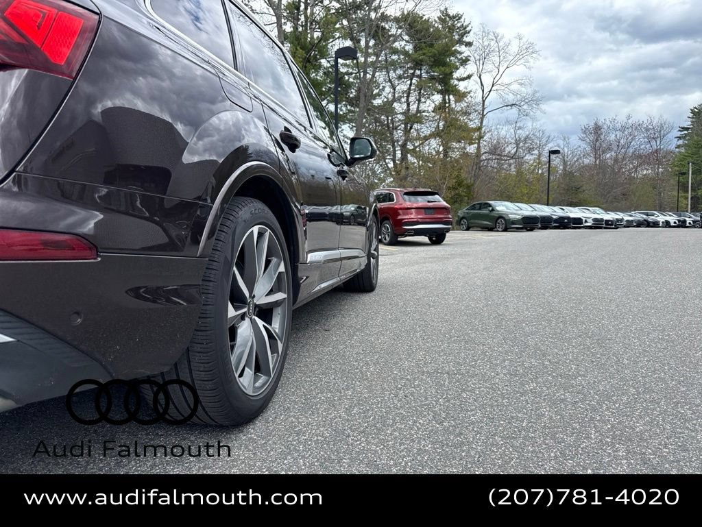 Used 2021 Audi SQ7 Prestige AWD/4WD image 12