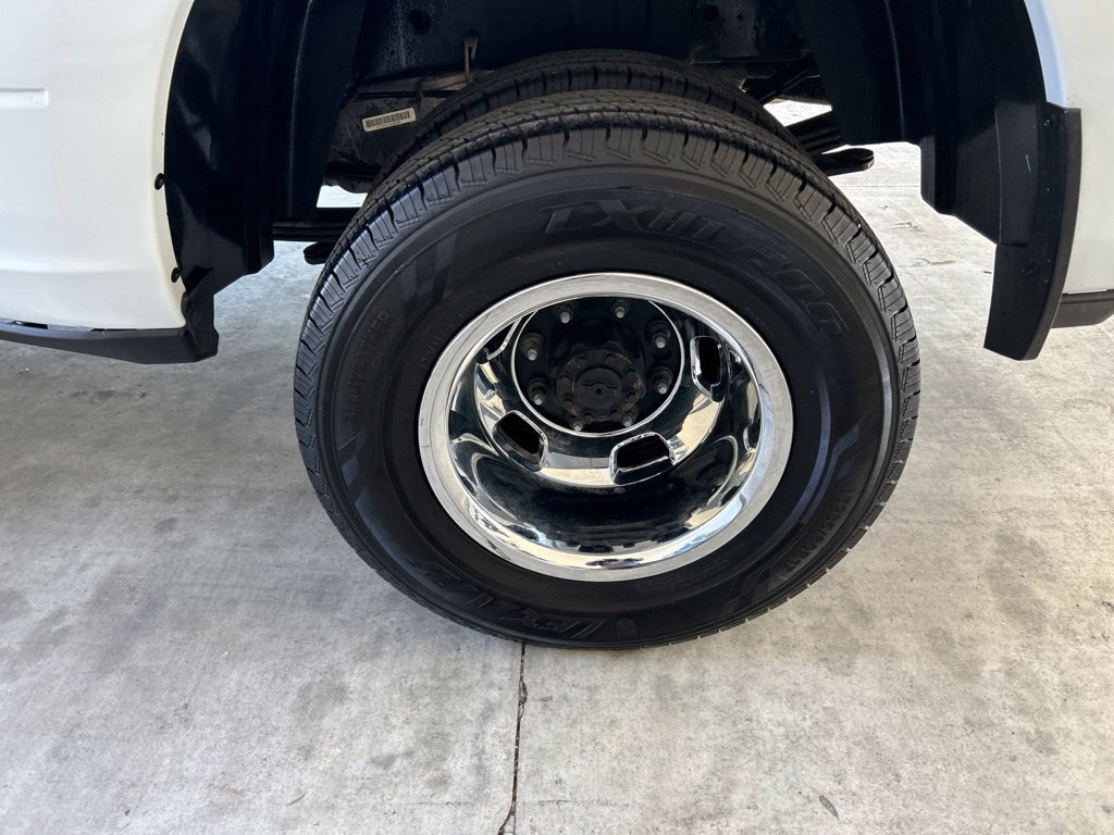 Used 2024 RAM 3500 Big Horn AWD/4WD image 18