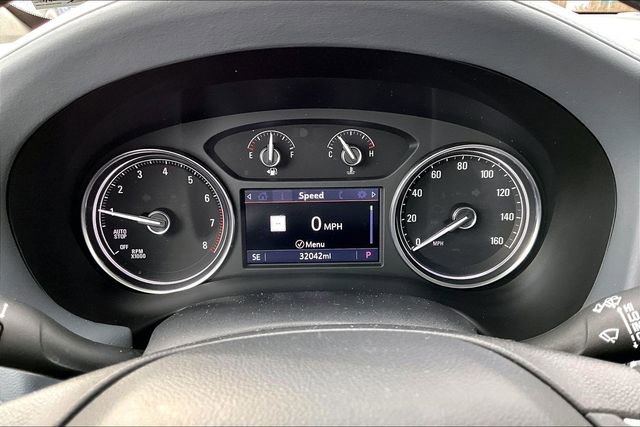 Used 2020 Buick Enclave Premium w/ Sun and Sites Package image 24