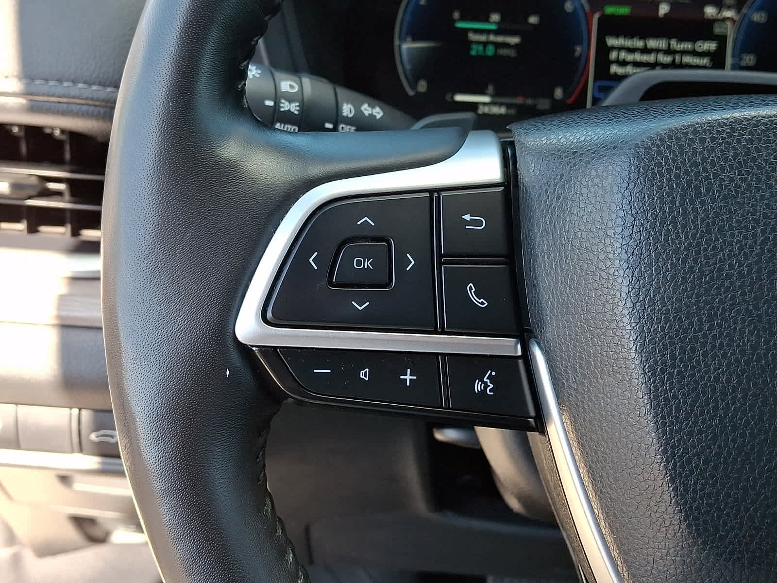 Used 2024 Toyota Grand Highlander AWD image 26