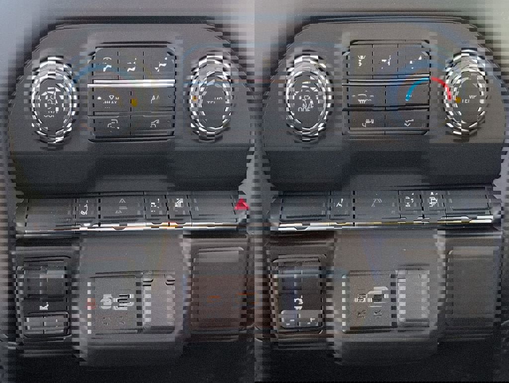 Certified 2026 Chevrolet Silverado 2500 Custom image 21