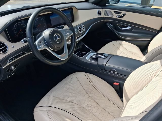 Used 2018 Mercedes-Benz S 560 Sedan image 11