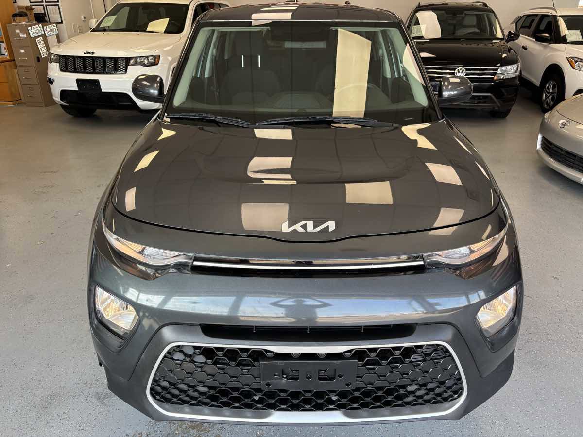 Used 2022 Kia Soul LX FWD image 34