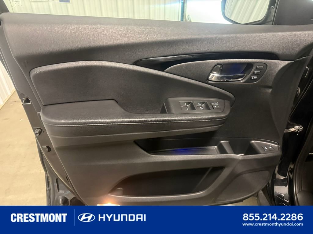 Used 2016 Honda Pilot Elite image 23