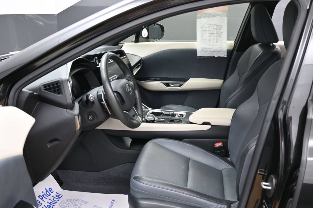Used 2023 Lexus RZ 450e Premium w/ Technology Package AWD/4WD image 17