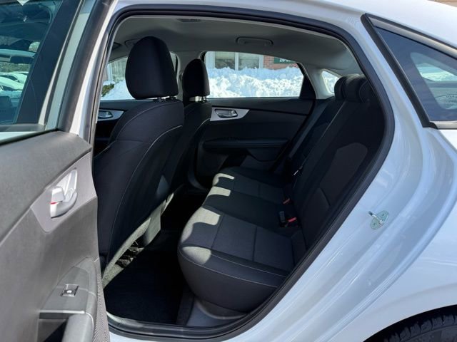 Used 2023 Kia Forte LXS w/ LXS Technology Package image 29