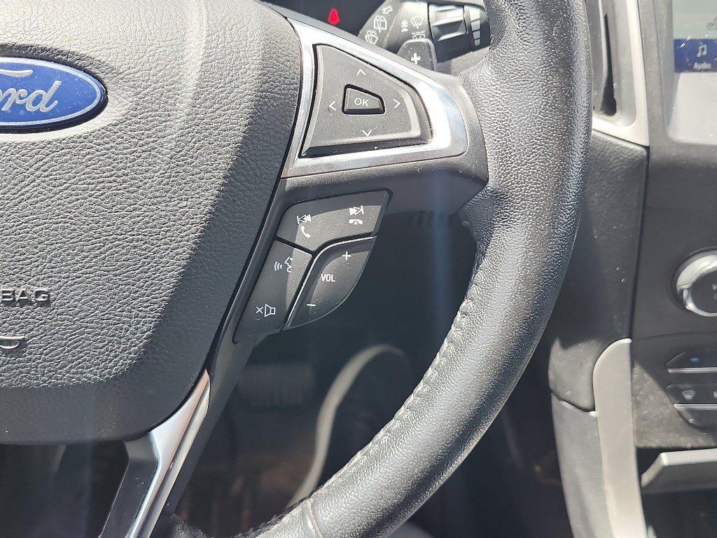 Used 2020 Ford Edge SEL image 24