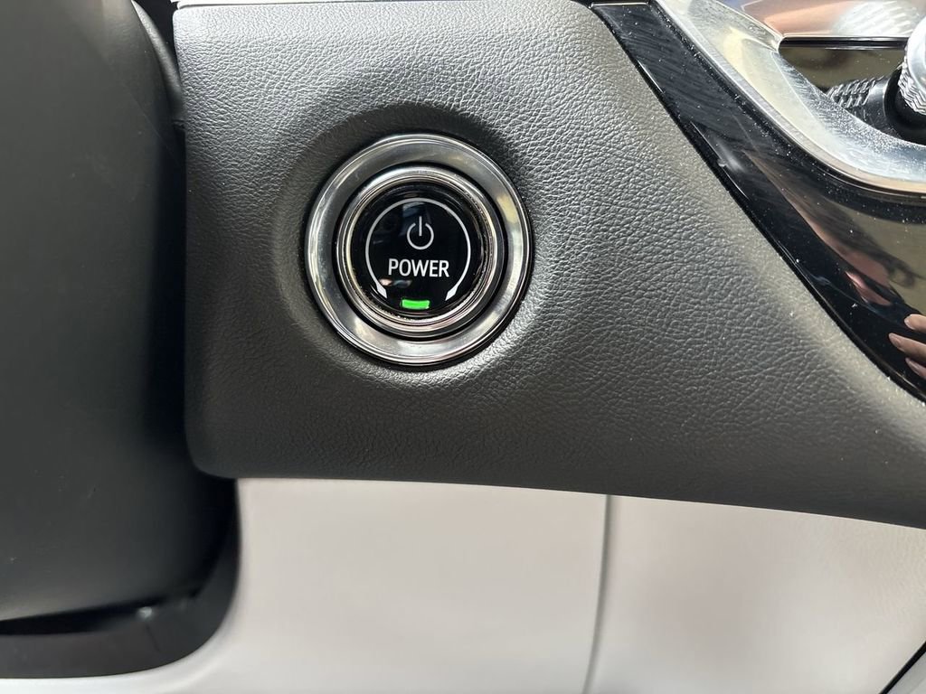 Certified 2023 Cadillac Lyriq 2WD image 17