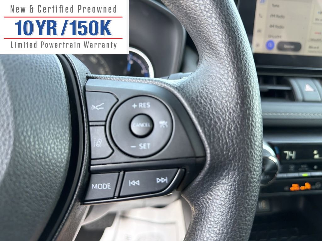 Used 2025 Toyota RAV4 XLE image 20