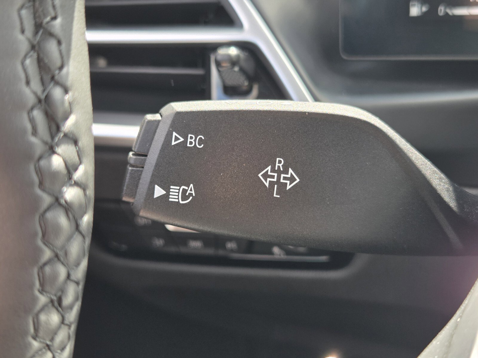 Certified 2025 BMW 230i Coupe image 30