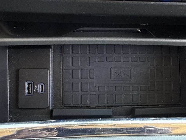 Used 2020 Ford Expedition XLT w/ Equipment Group 202A RWD image 21