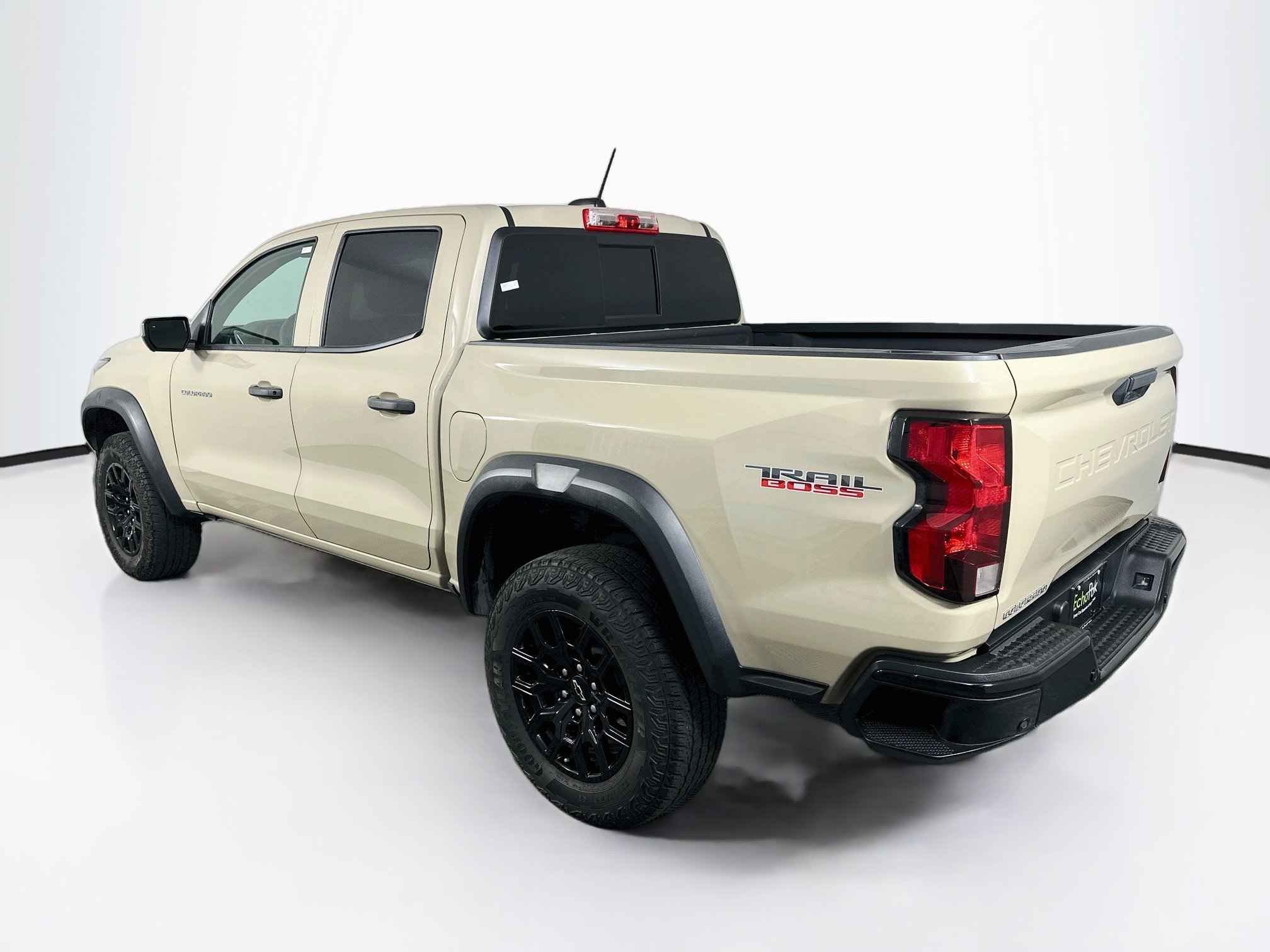 Used 2024 Chevrolet Colorado Trail Boss w/ Technology Package AWD/4WD image 5